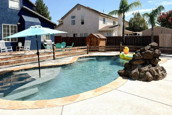 1776 WINCHESTER DR
