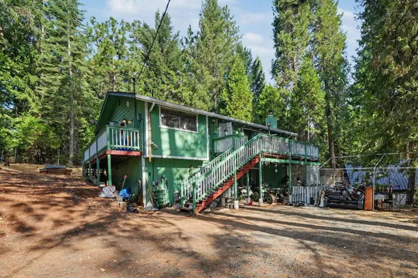 16951 ALPINE DR