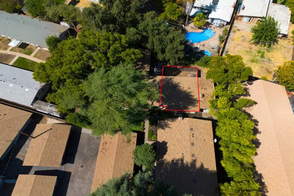 1707 W SWAIN RD 3