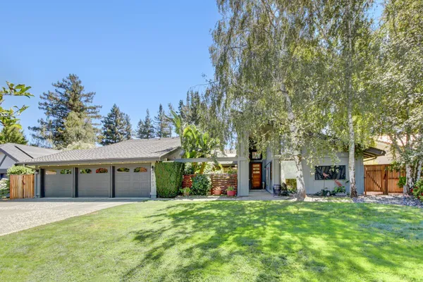 44703 S EL MACERO DR