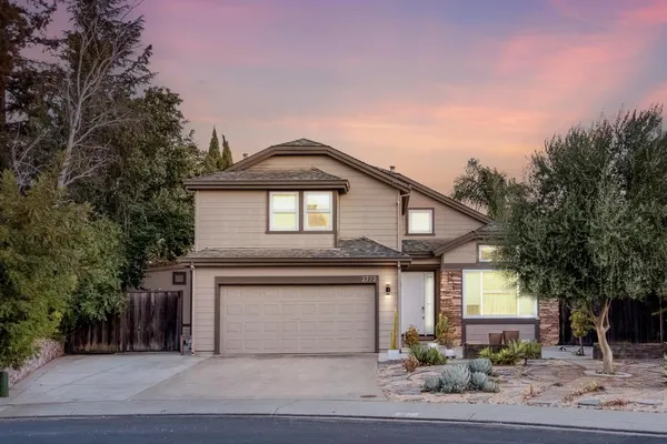 2772 AIRONS CT