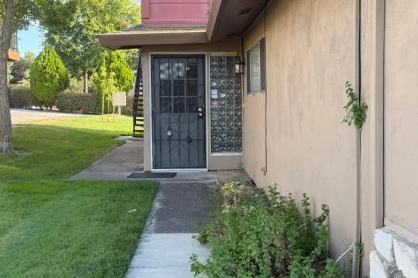5642 MADISON AVE 2