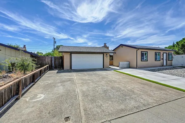 5924 DEARY WAY