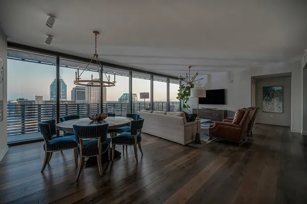 500 J ST 1603