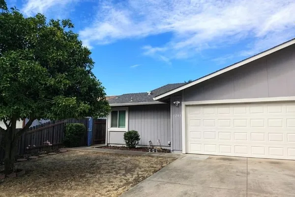 7246 FLETCHER FARM DR