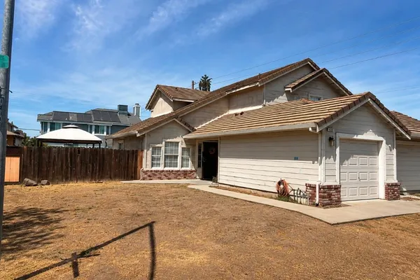 737 REDFIELD AVE