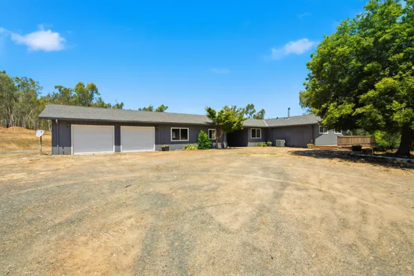13906 CLAY E