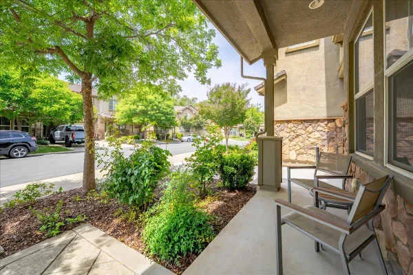 7247 ORCHARD CIR