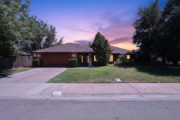 629 WILDWOOD WAY