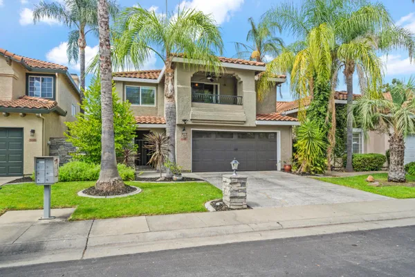 5547 CABRILLO WAY