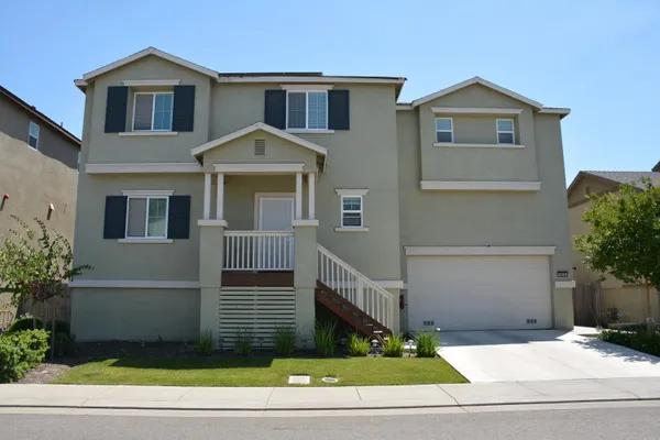 1418 BATTLEMENT DR