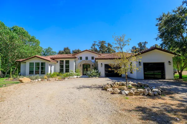 1316 TRAILS WAY