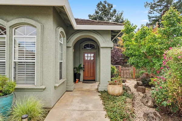 610 CANDLEWOOD CT