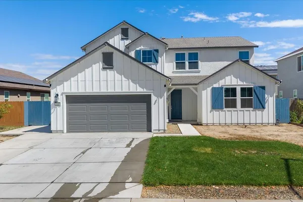 5520 CORA WAY