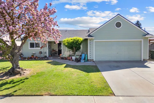 13132 HEATHER DR