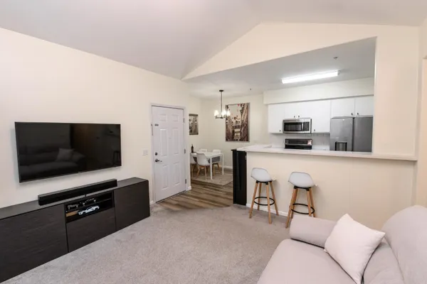 1221 WHITNEY RANCH PKWY 1136