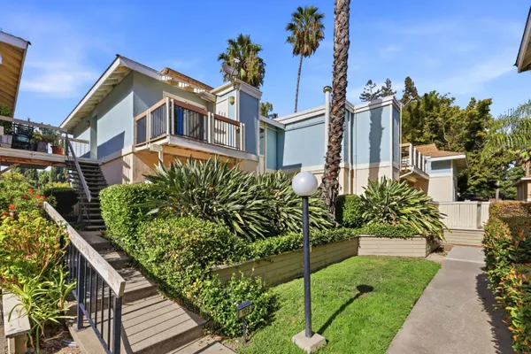 6241 RIVERSIDE BLVD 205