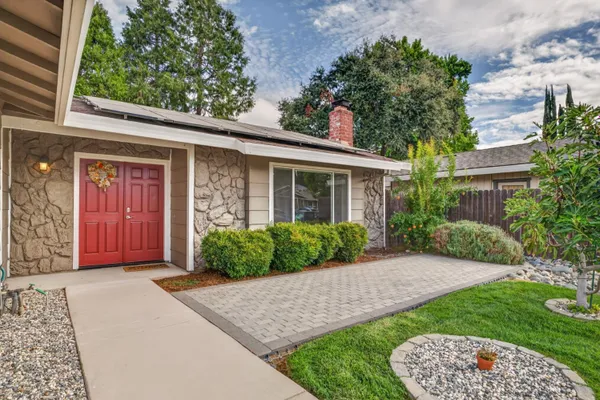 8919 GENOA AVE