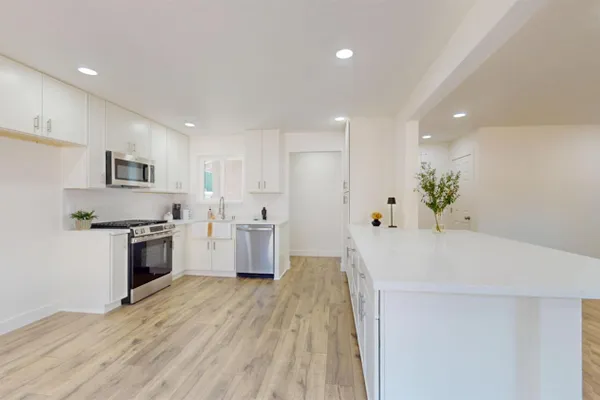 231 PORTOLA WAY