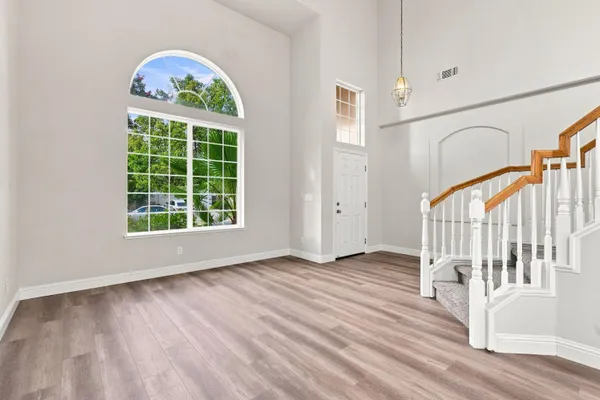 2700 SCREECH OWL WAY