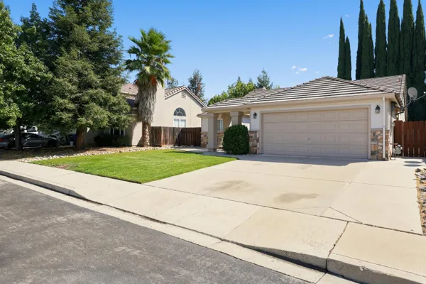 5522 SUNFIELD WAY