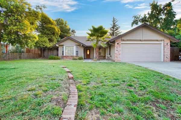 8309 CROSSOAK WAY