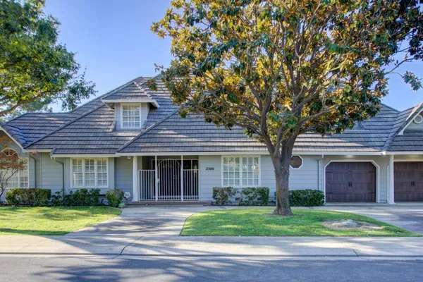 2500 BAROLA LN
