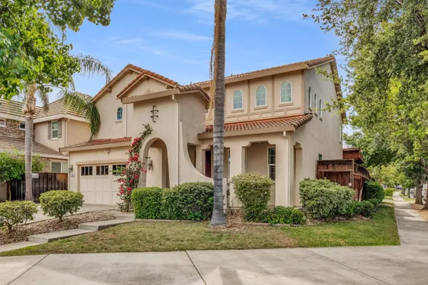 2164 STEWART CIR
