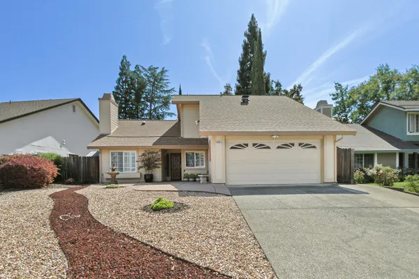 6568 SKYVIEW DR