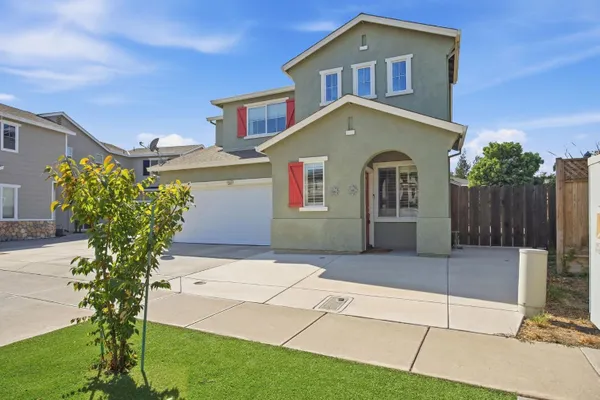 4185 PATHWAY LN