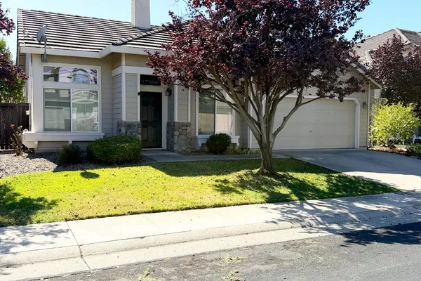106 GILDED ROCK CIR
