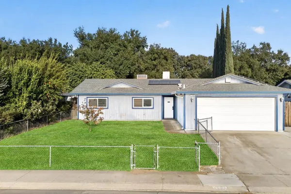 1936 FOREST LN