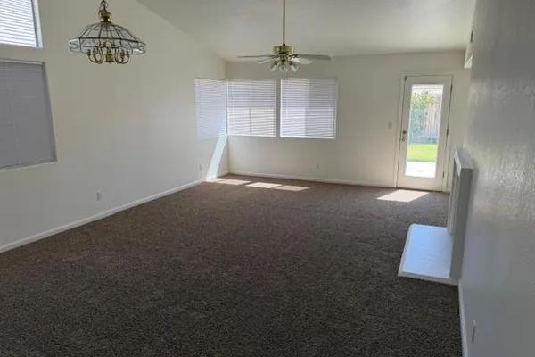 1877 RIVERSIDE WAY