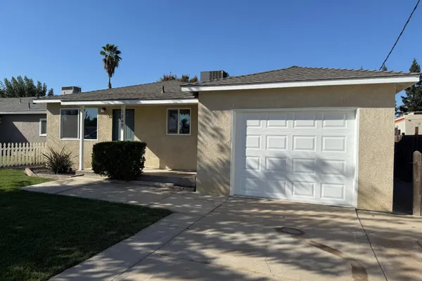 12609 LA GALLINA AVE