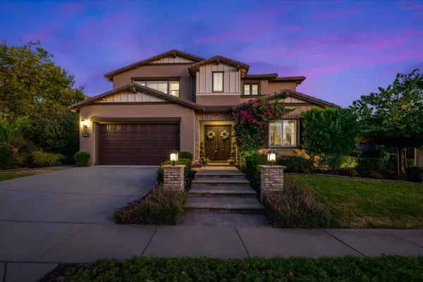 2178 AIKEN WAY