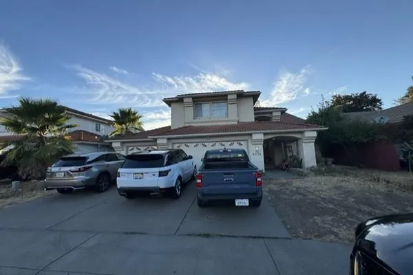 8174 SILVER LEAF WAY