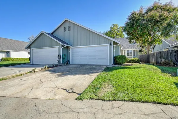 5237 JANELL WAY