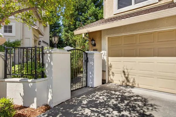 9953 VILLA GRANITO LN