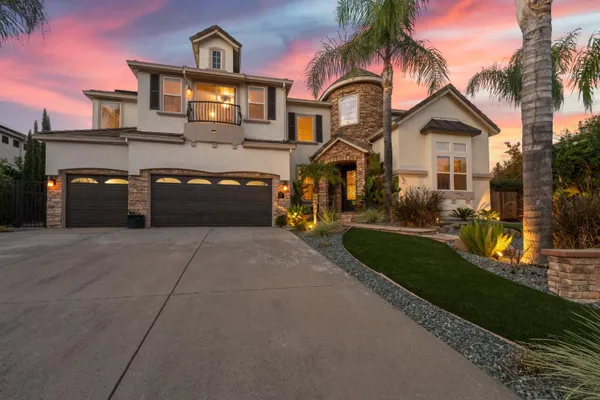 4541 LONGVIEW DR