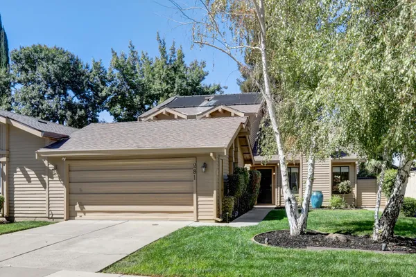 281 PORTINAO CIR