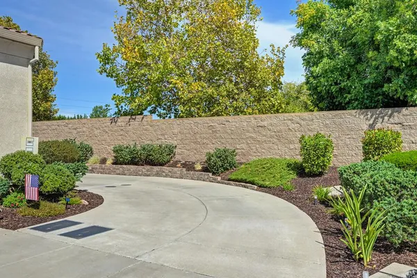 3881 ARCO DEL PASO LN