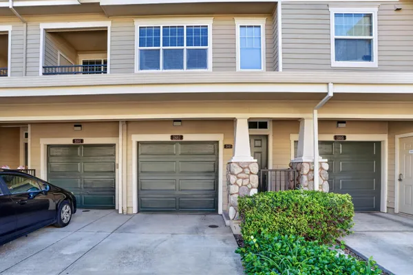 2887 BRIGHTON BEACH WAY 118