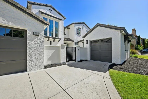 1823 SORRELL CIR