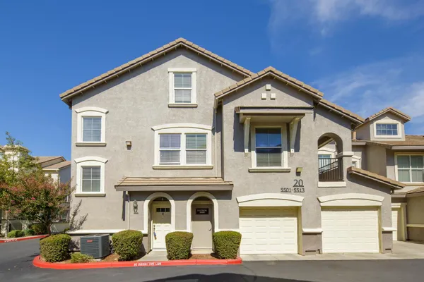 5501 MEZEREON LN