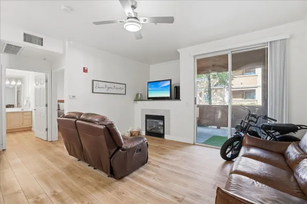 501 GIBSON DR 1611