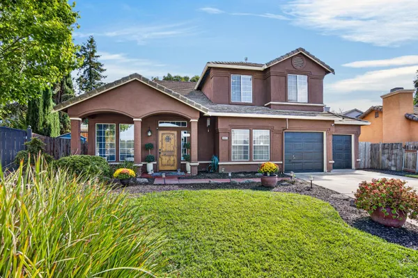 8405 ZACHIS WAY