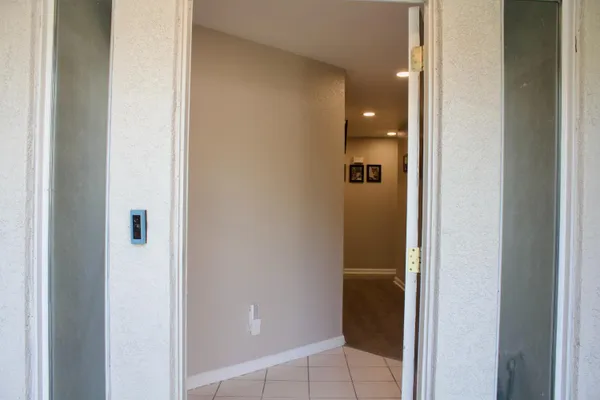 2046 PORTER WAY