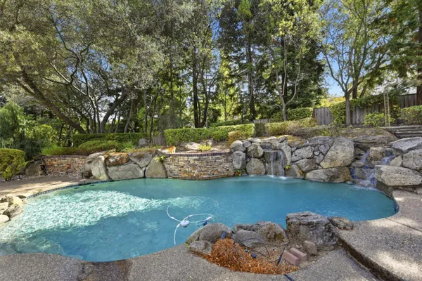 9308 CROCKER RD