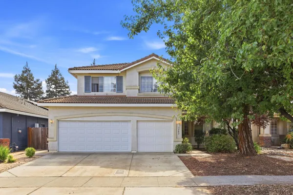 3502 ARROYO AVE