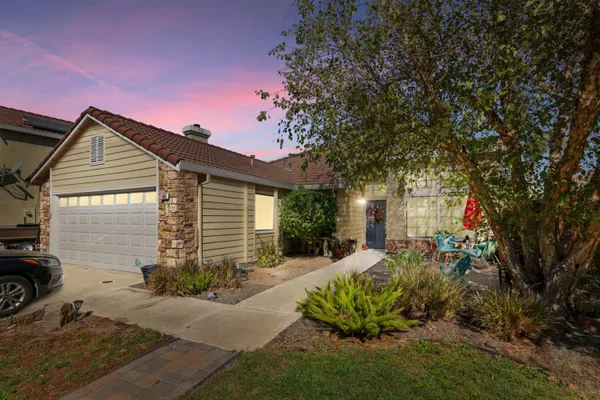 1965 PAGODA CT